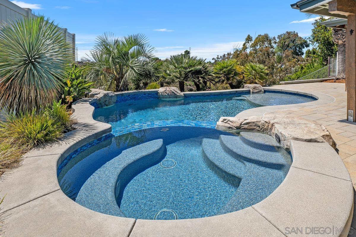 5020 Park Rim Dr
