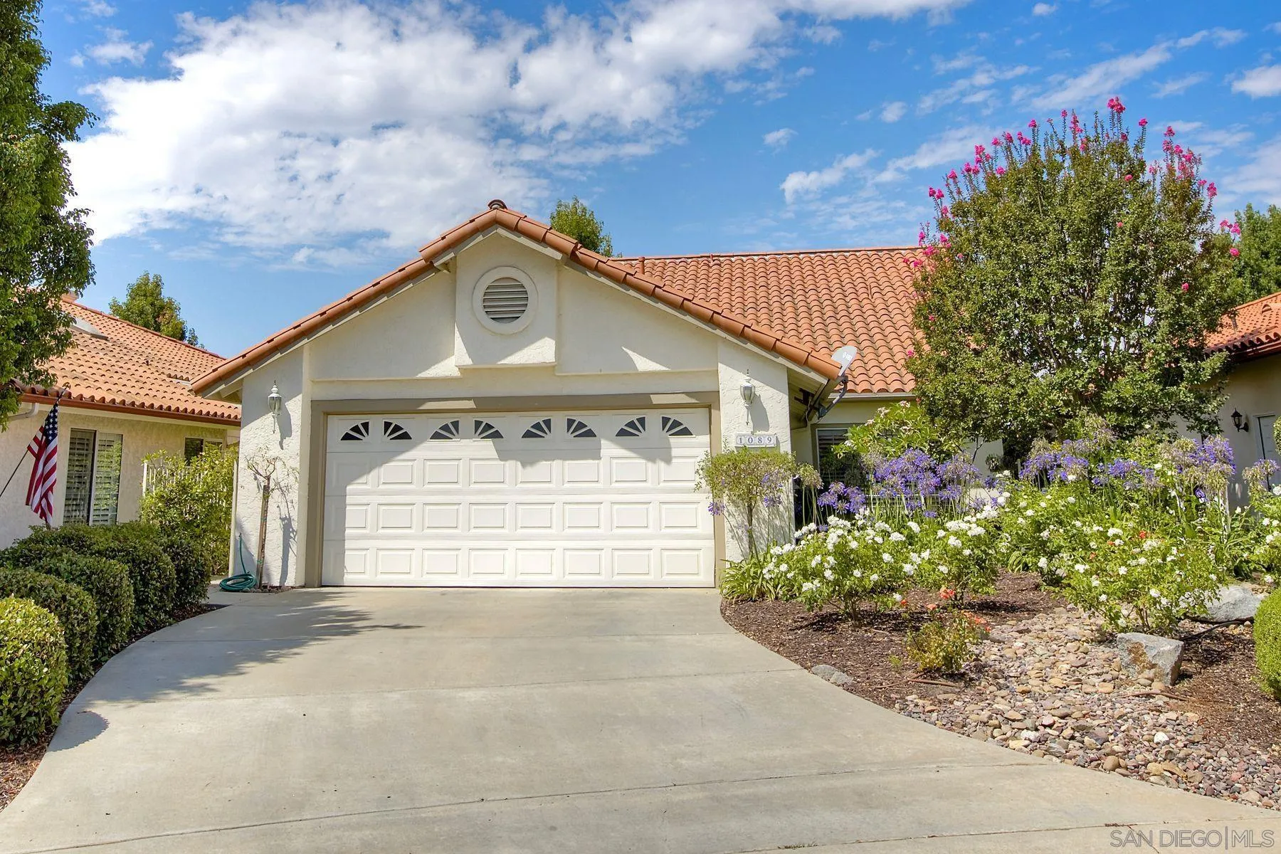 1089 Ridge Heights Dr Fallbrook, CA 92028