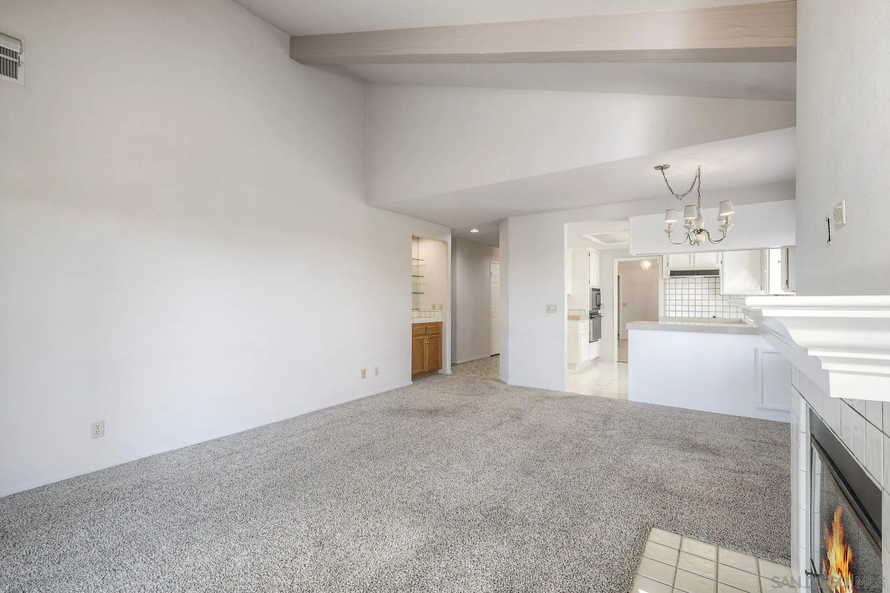 1089 Ridge Heights Dr Fallbrook, CA 92028