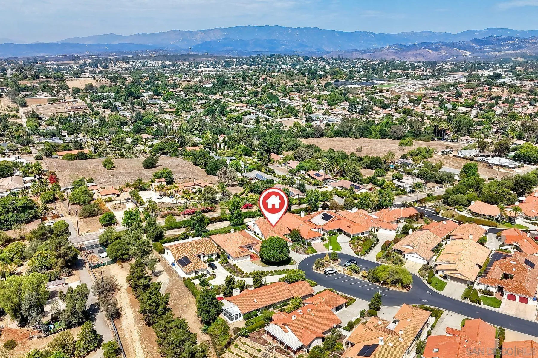 1089 Ridge Heights Dr Fallbrook, CA 92028