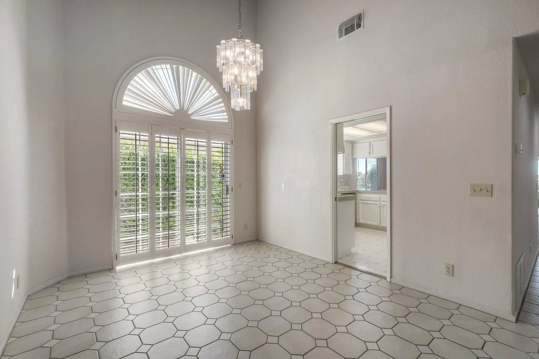 1089 Ridge Heights Dr Fallbrook, CA 92028