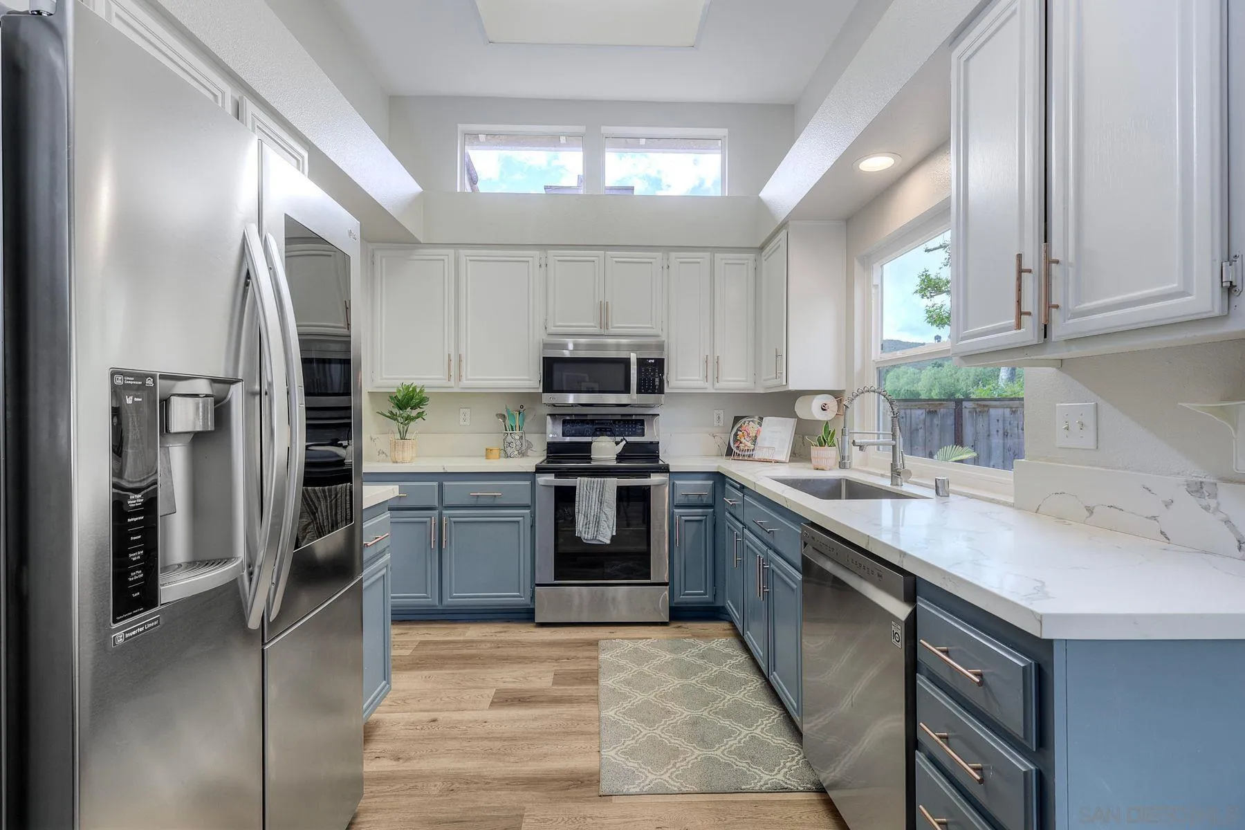 2133 Emberwood Way Escondido, CA 92029