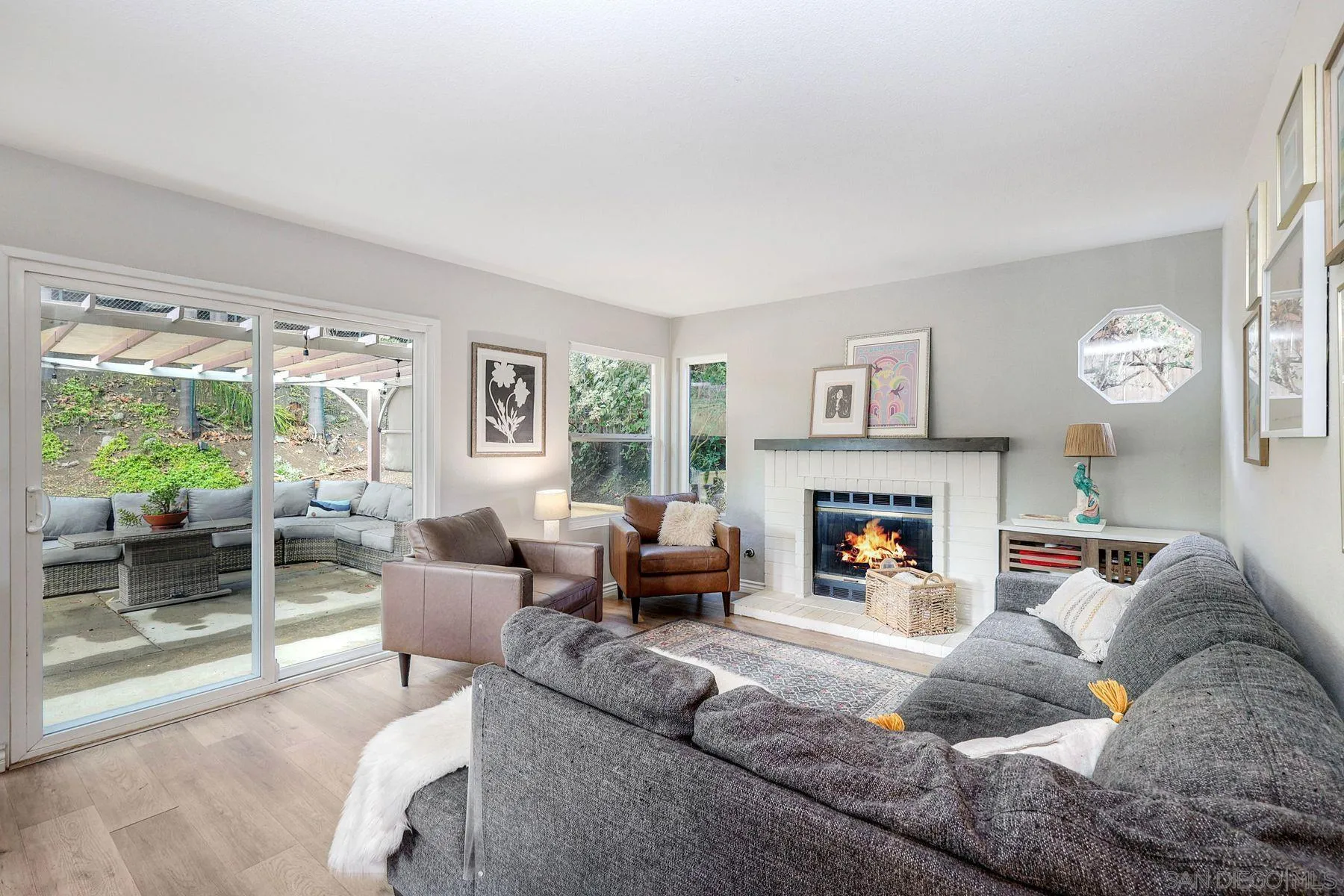 2133 Emberwood Way Escondido, CA 92029