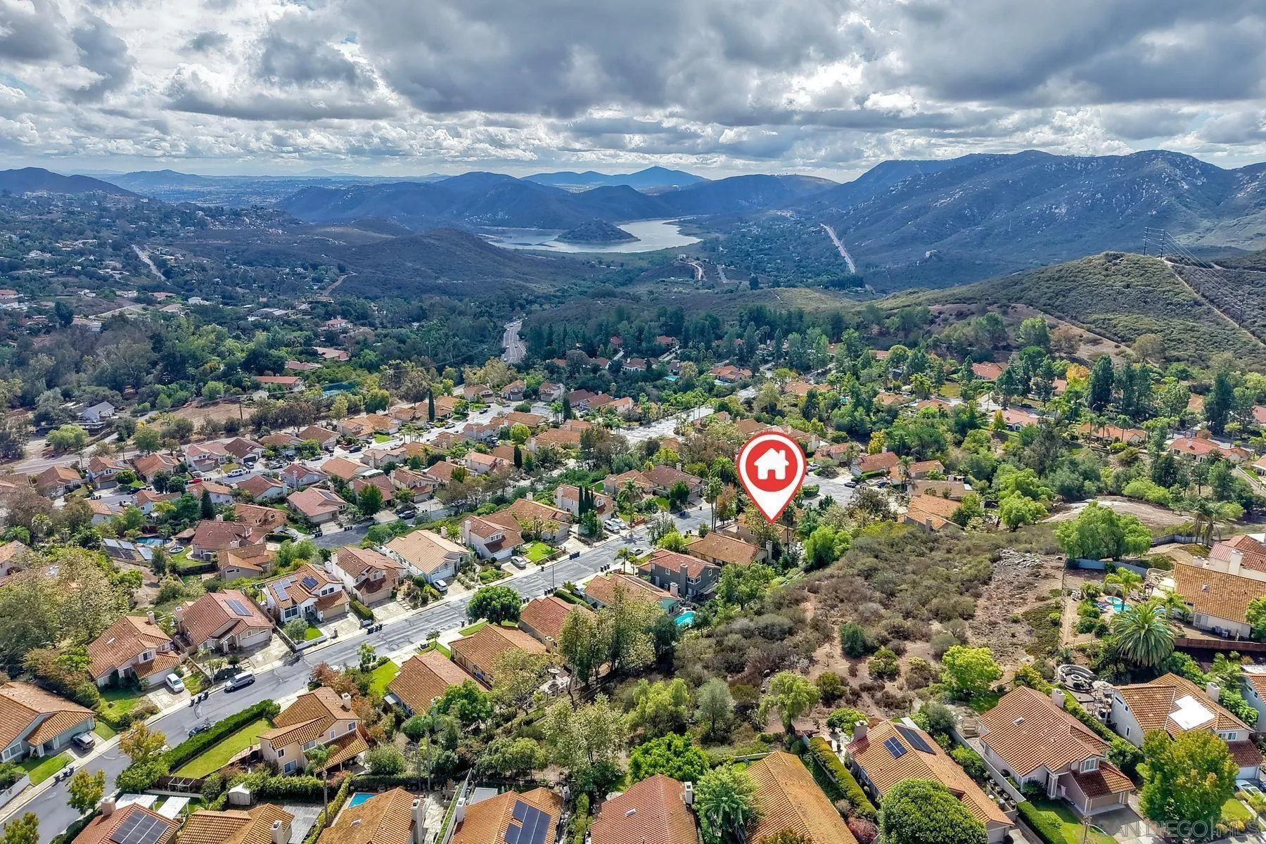 2133 Emberwood Way Escondido, CA 92029