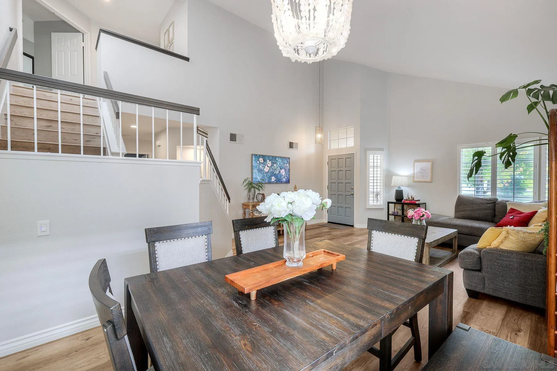 2133 Emberwood Way Escondido, CA 92029