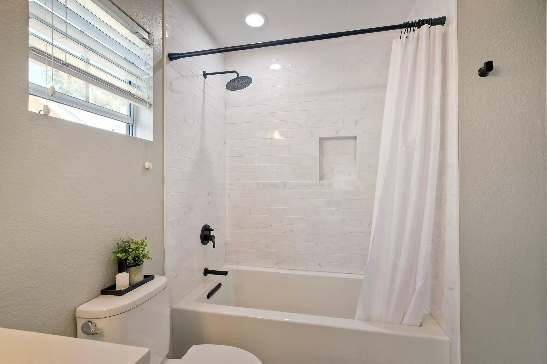 9960 Scripps Vista Way #116 San Diego, CA 92131