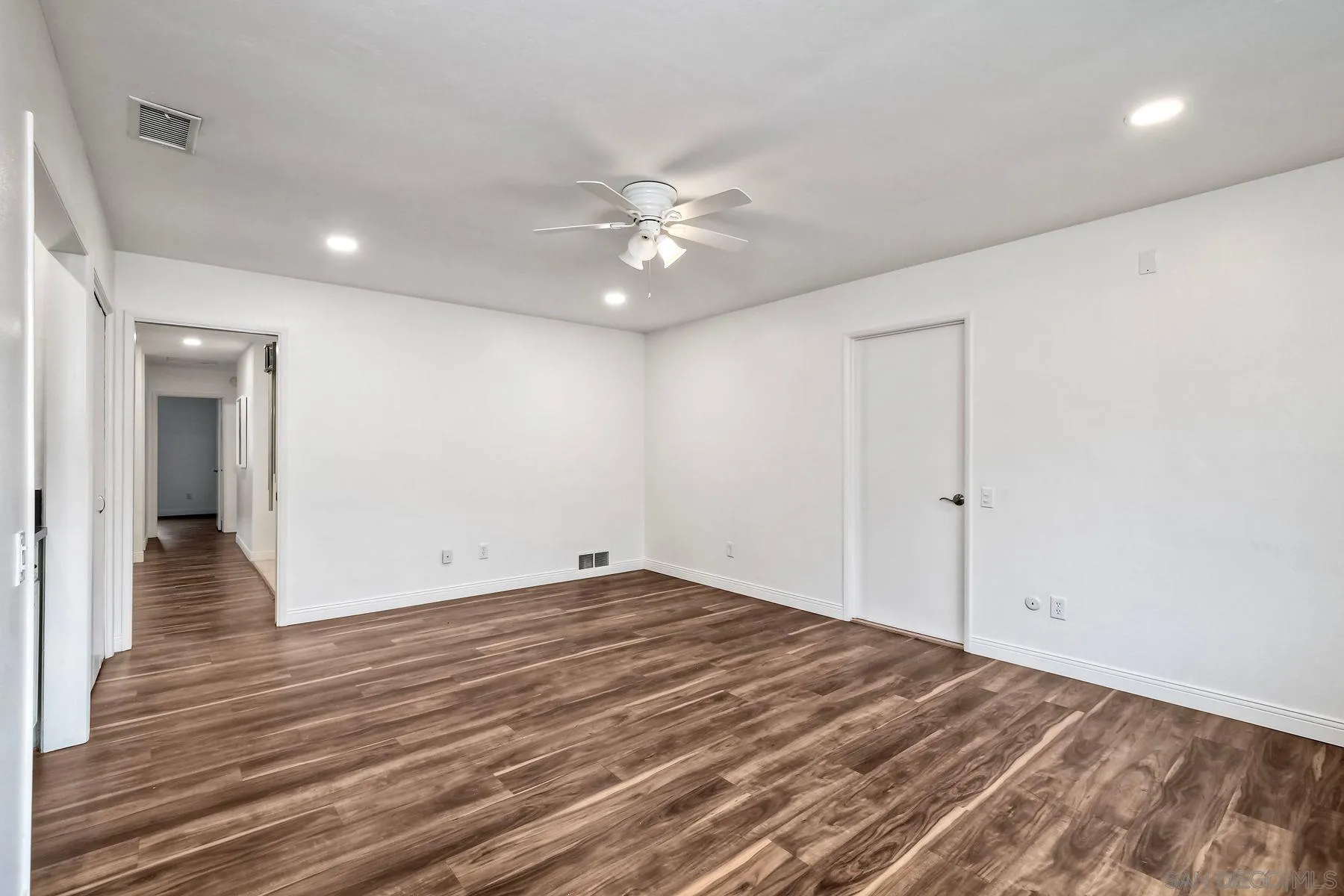 12085 Calle De Maria San Diego, CA 92128