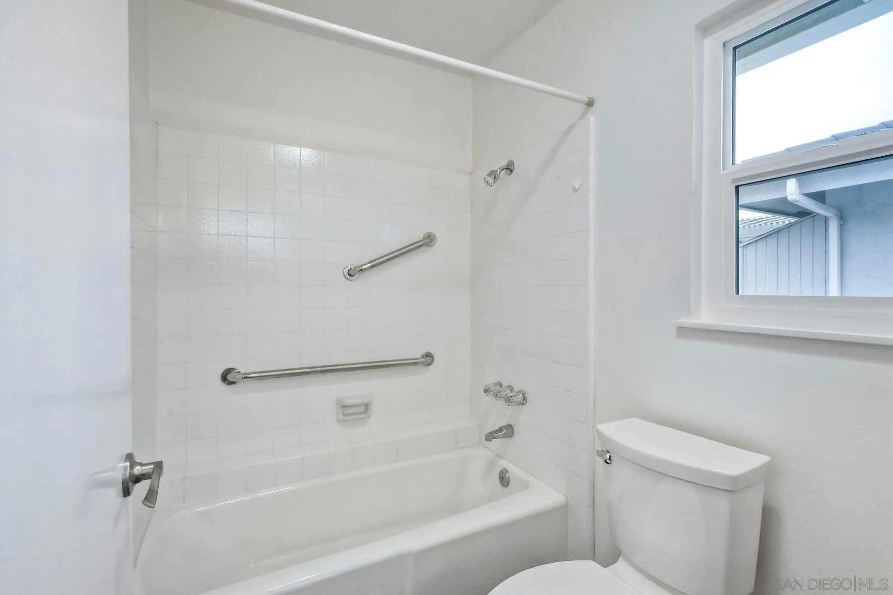 12085 Calle De Maria San Diego, CA 92128