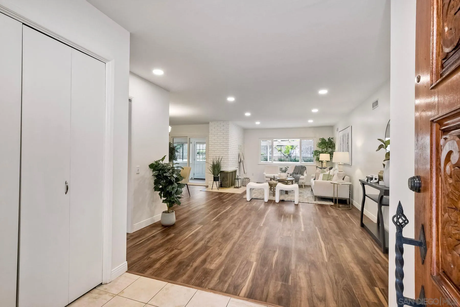 12085 Calle De Maria San Diego, CA 92128