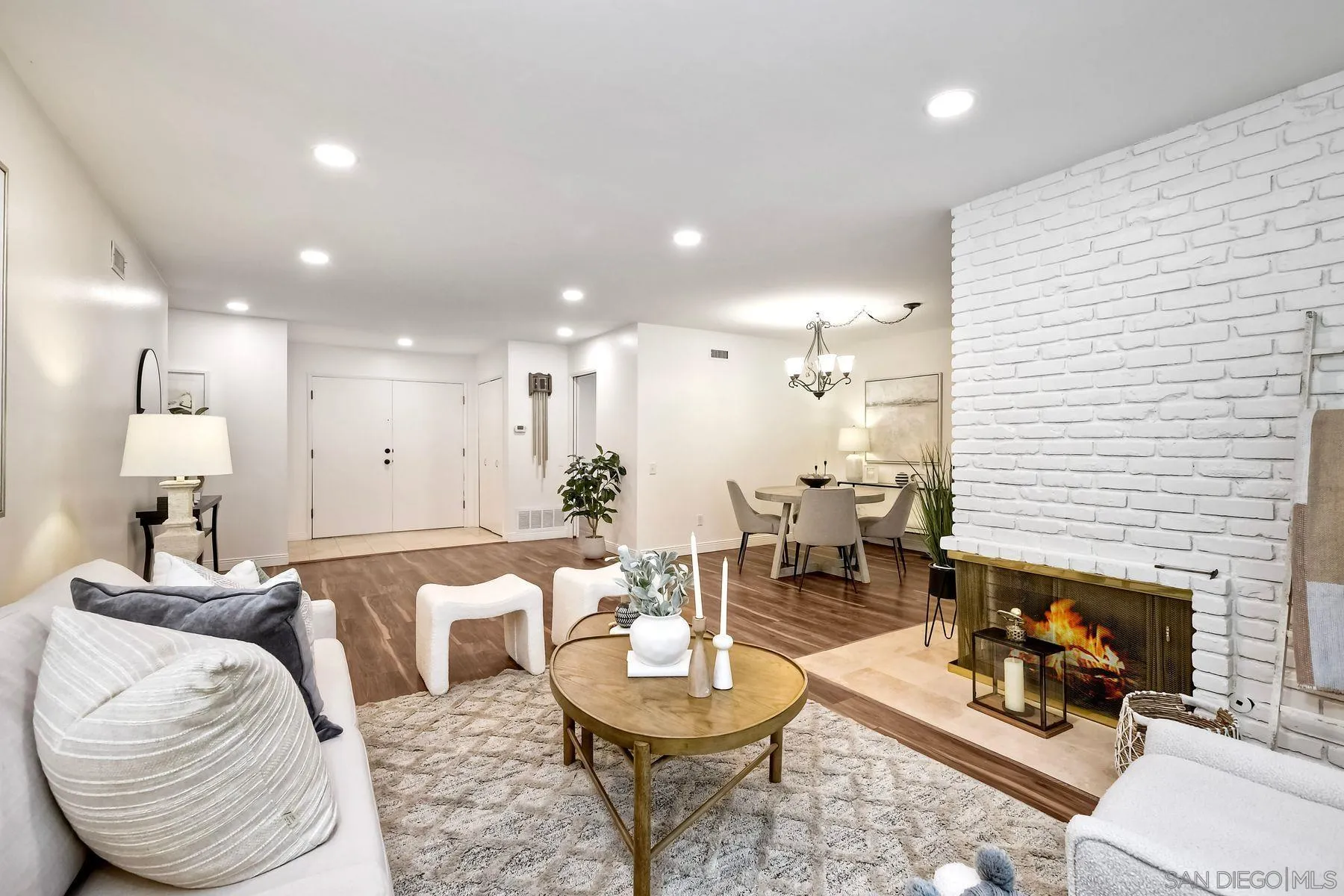 12085 Calle De Maria San Diego, CA 92128