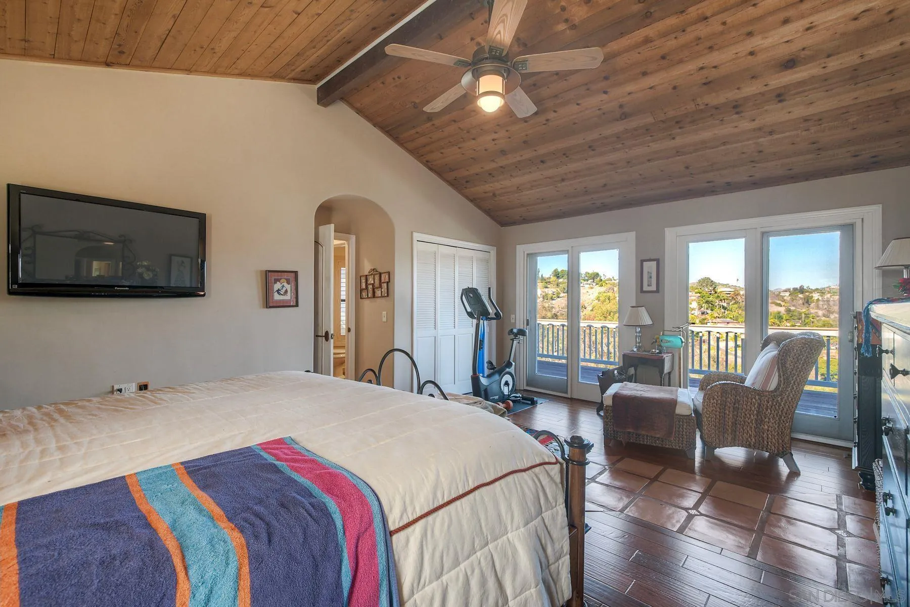 2848 Sunset Hills Escondido, CA 92025