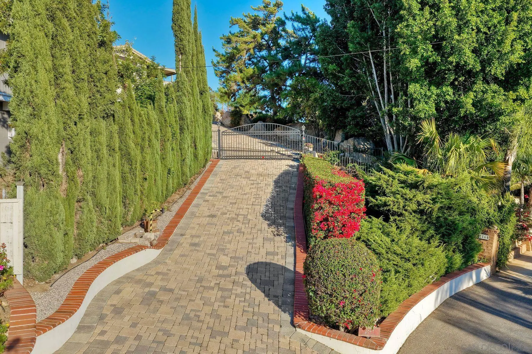 2848 Sunset Hills Escondido, CA 92025