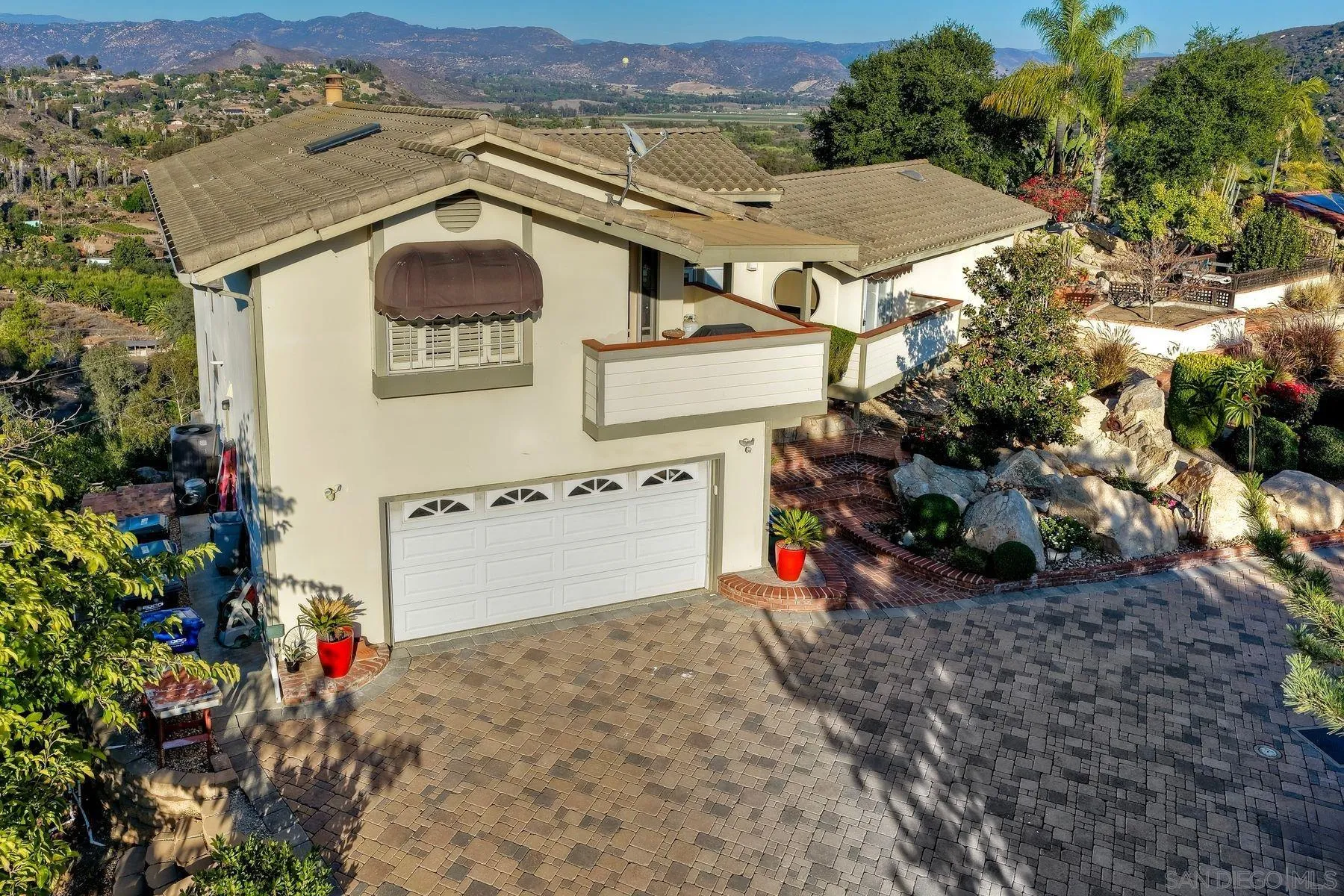 2848 Sunset Hills Escondido, CA 92025