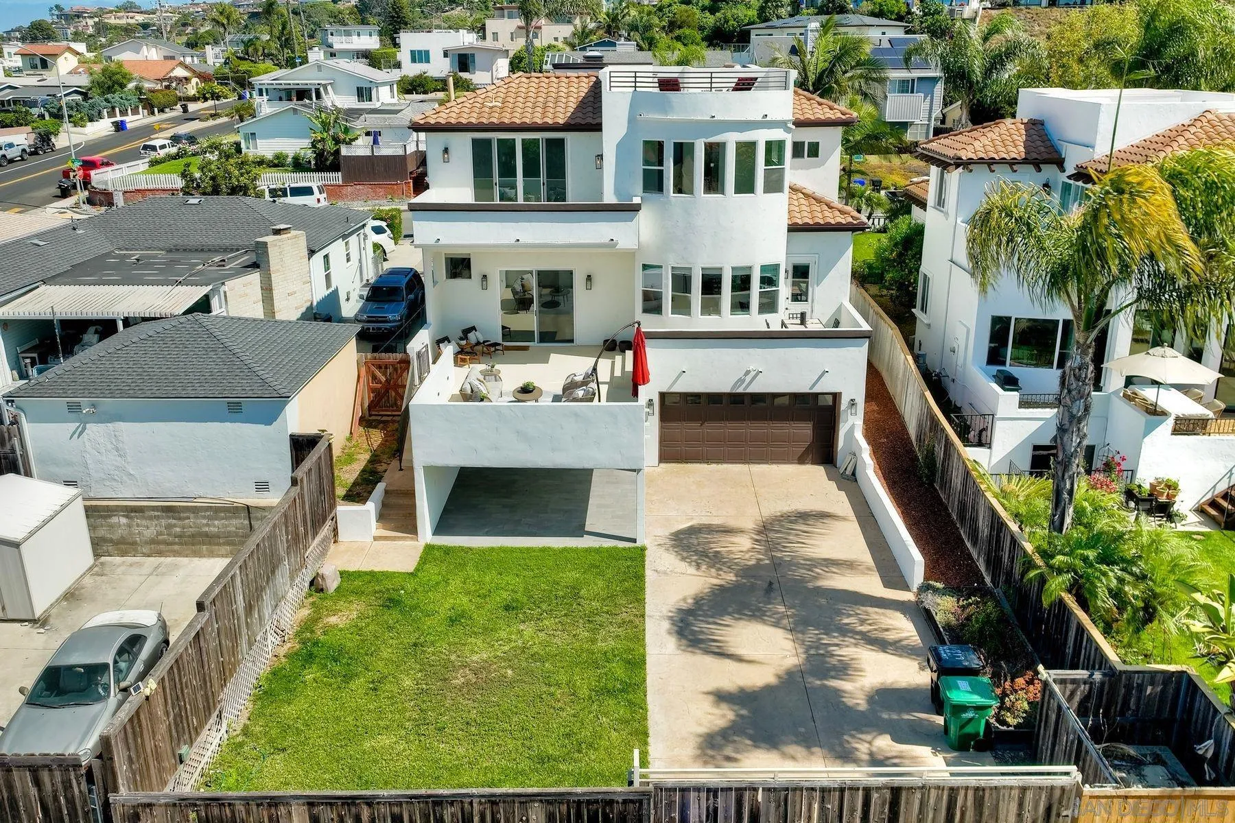 819 Van Nuys Street San Diego, CA 92109