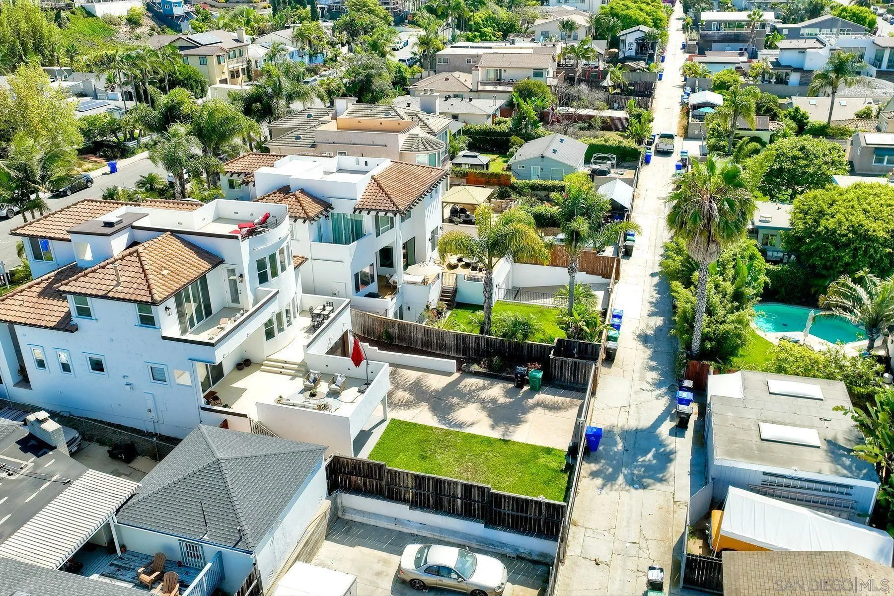 819 Van Nuys Street San Diego, CA 92109