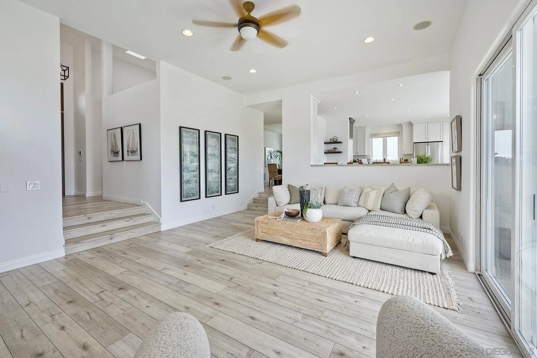 819 Van Nuys Street San Diego, CA 92109