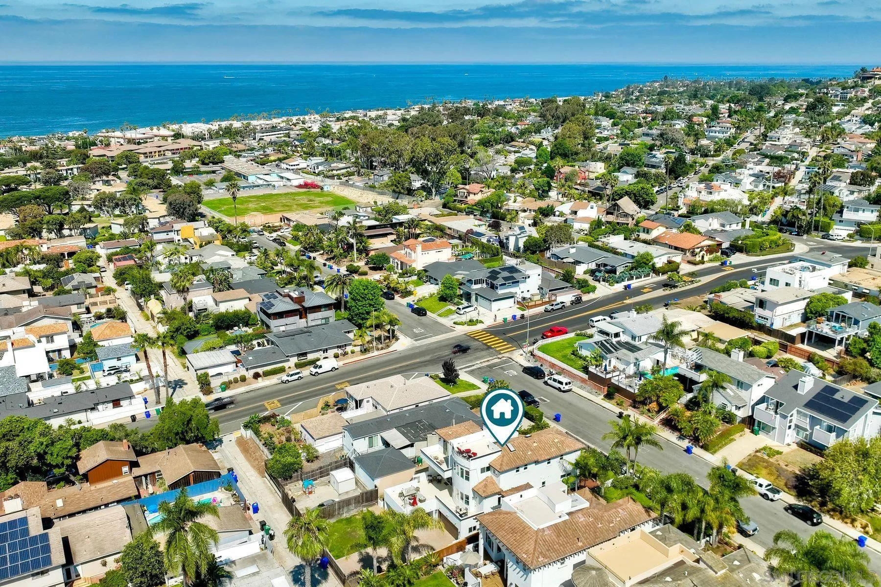 819 Van Nuys Street San Diego, CA 92109