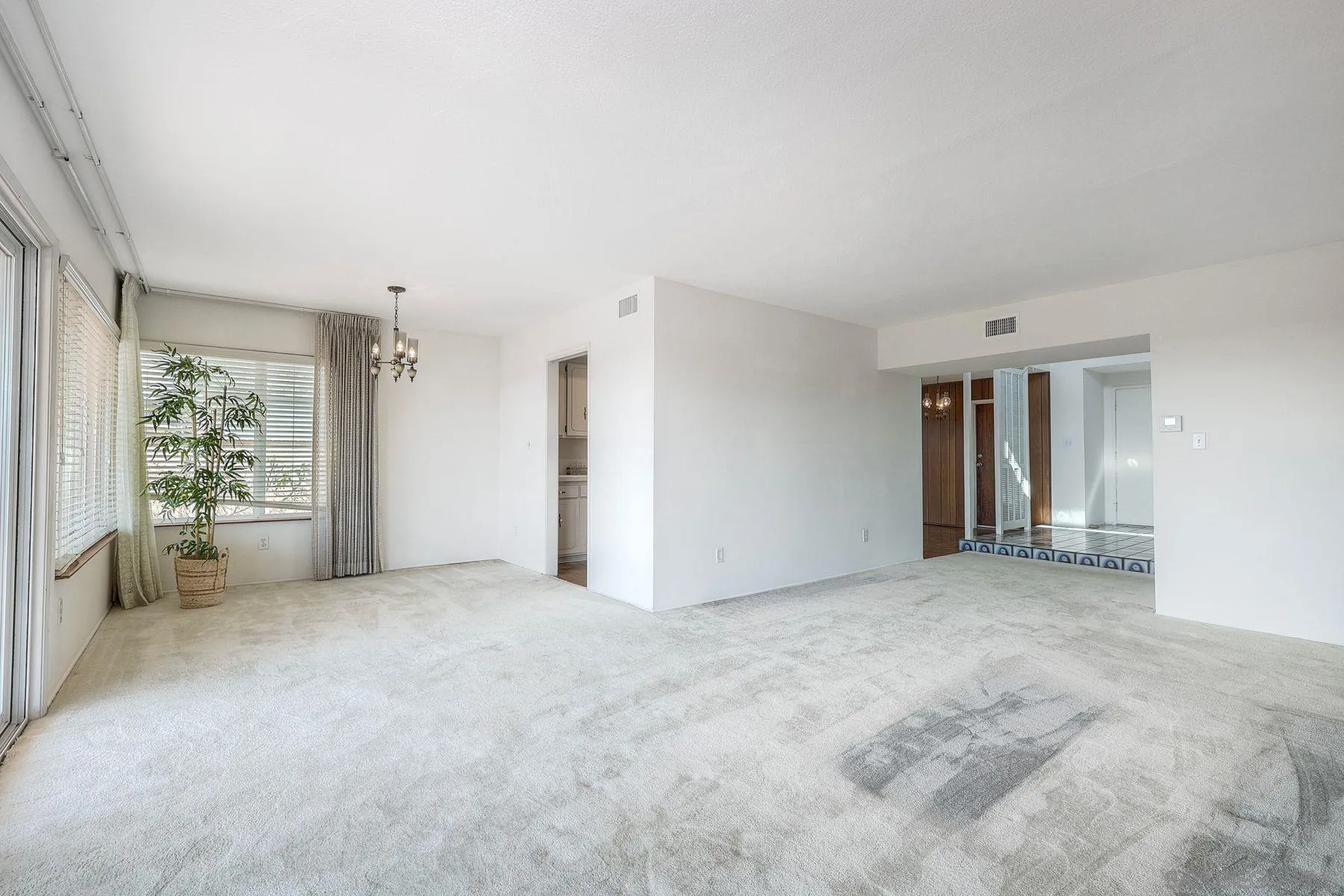 3063 Conner Way San Diego, CA 92117