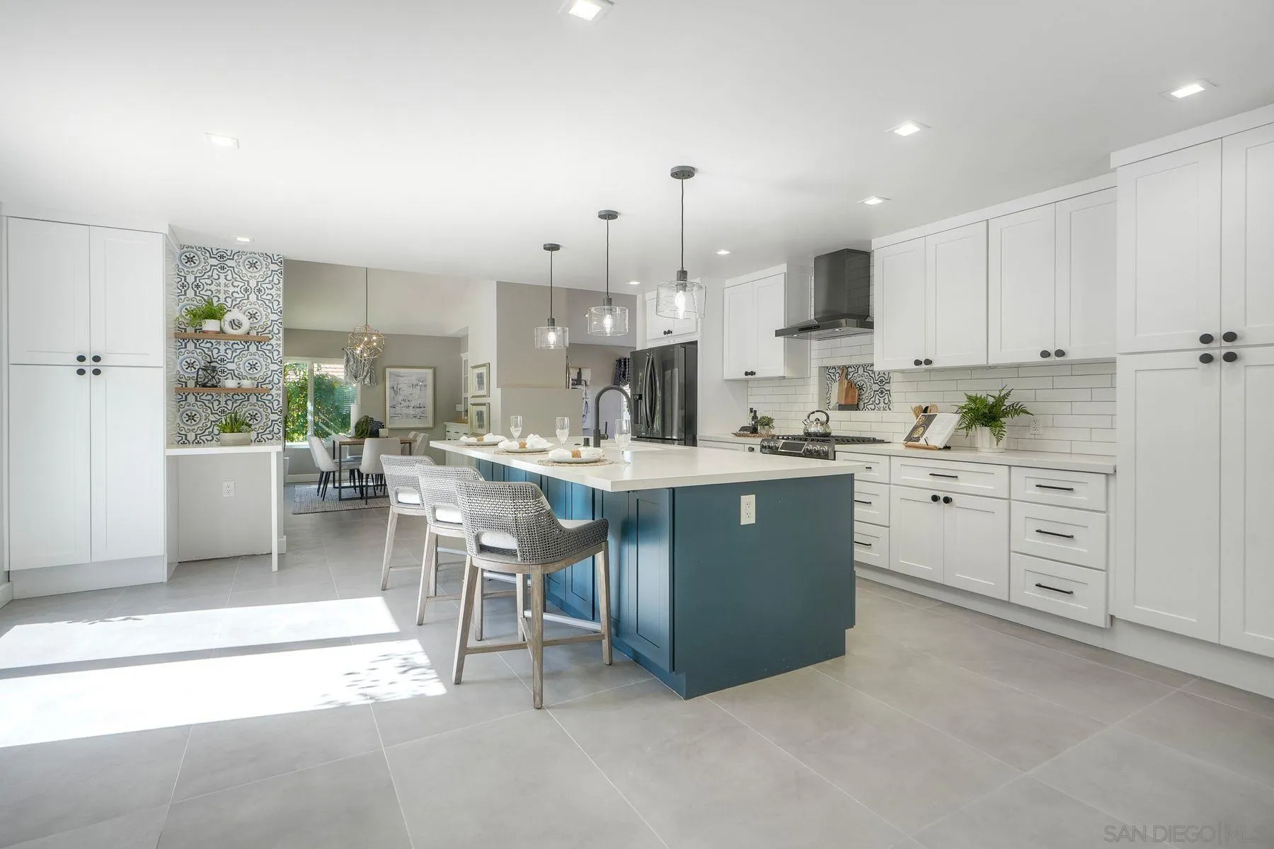 11423 Turtleback Ln San Diego, CA 92127