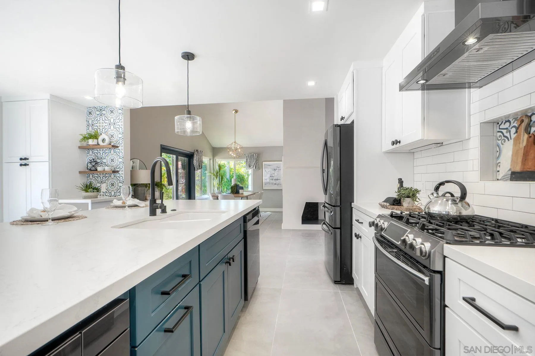 11423 Turtleback Ln San Diego, CA 92127