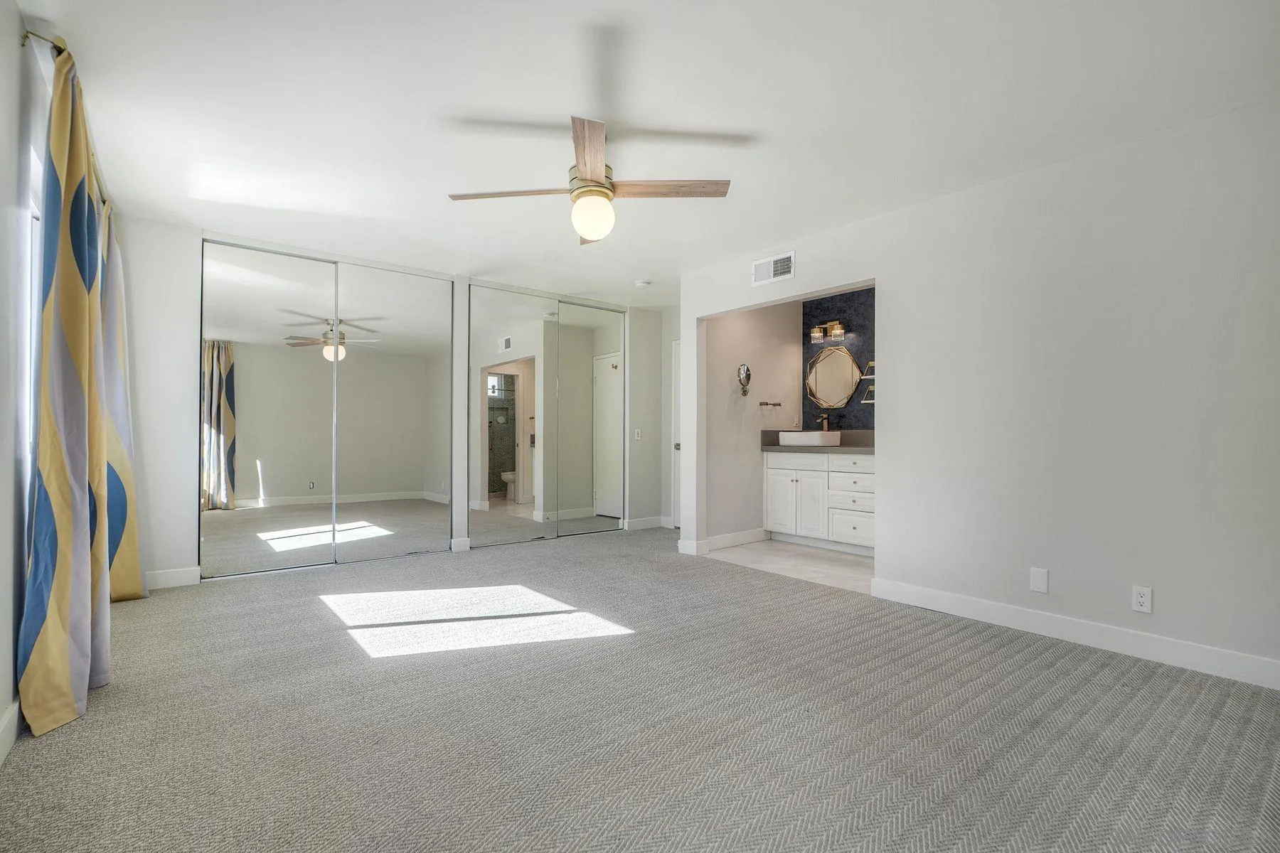 11423 Turtleback Ln San Diego, CA 92127