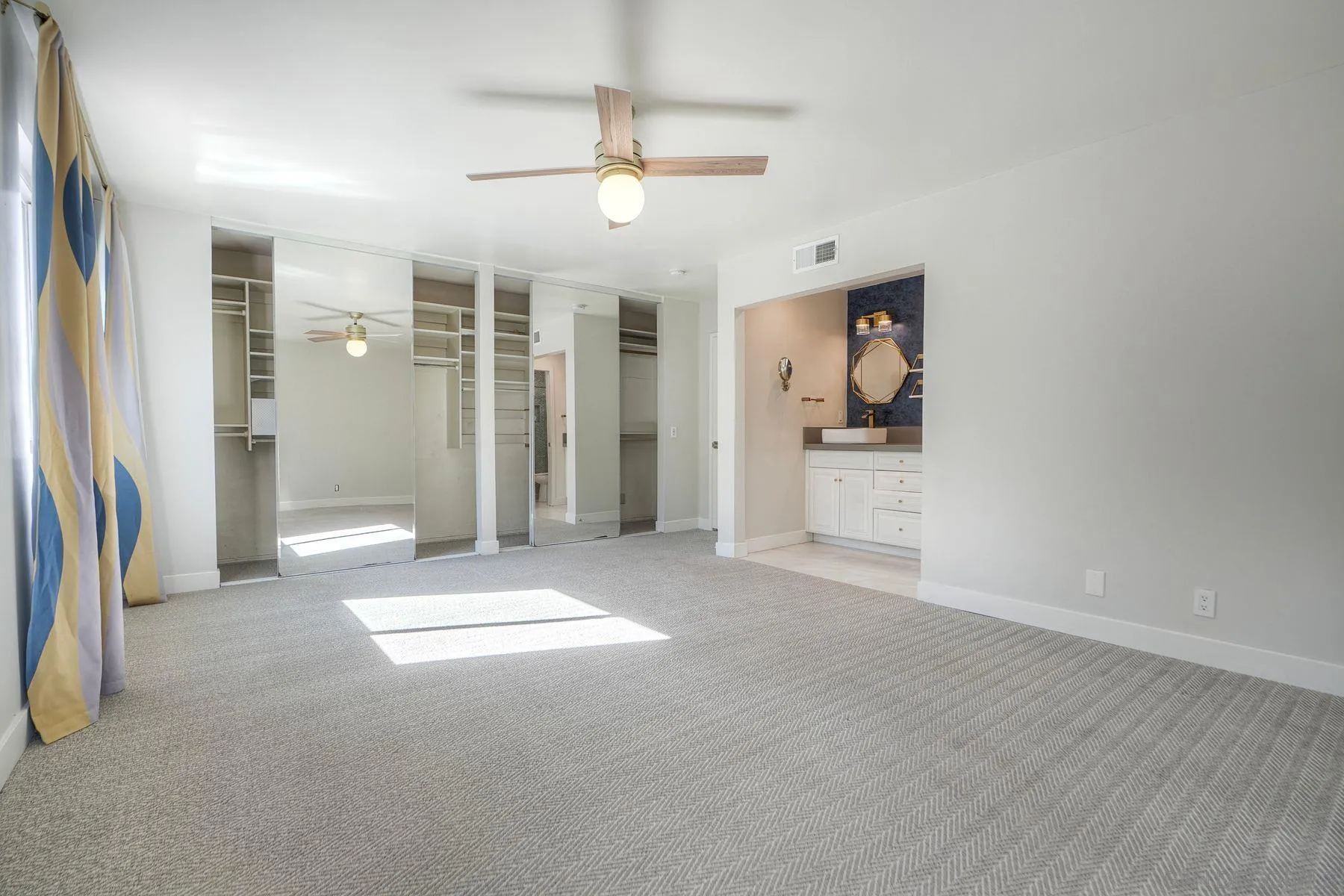 11423 Turtleback Ln San Diego, CA 92127