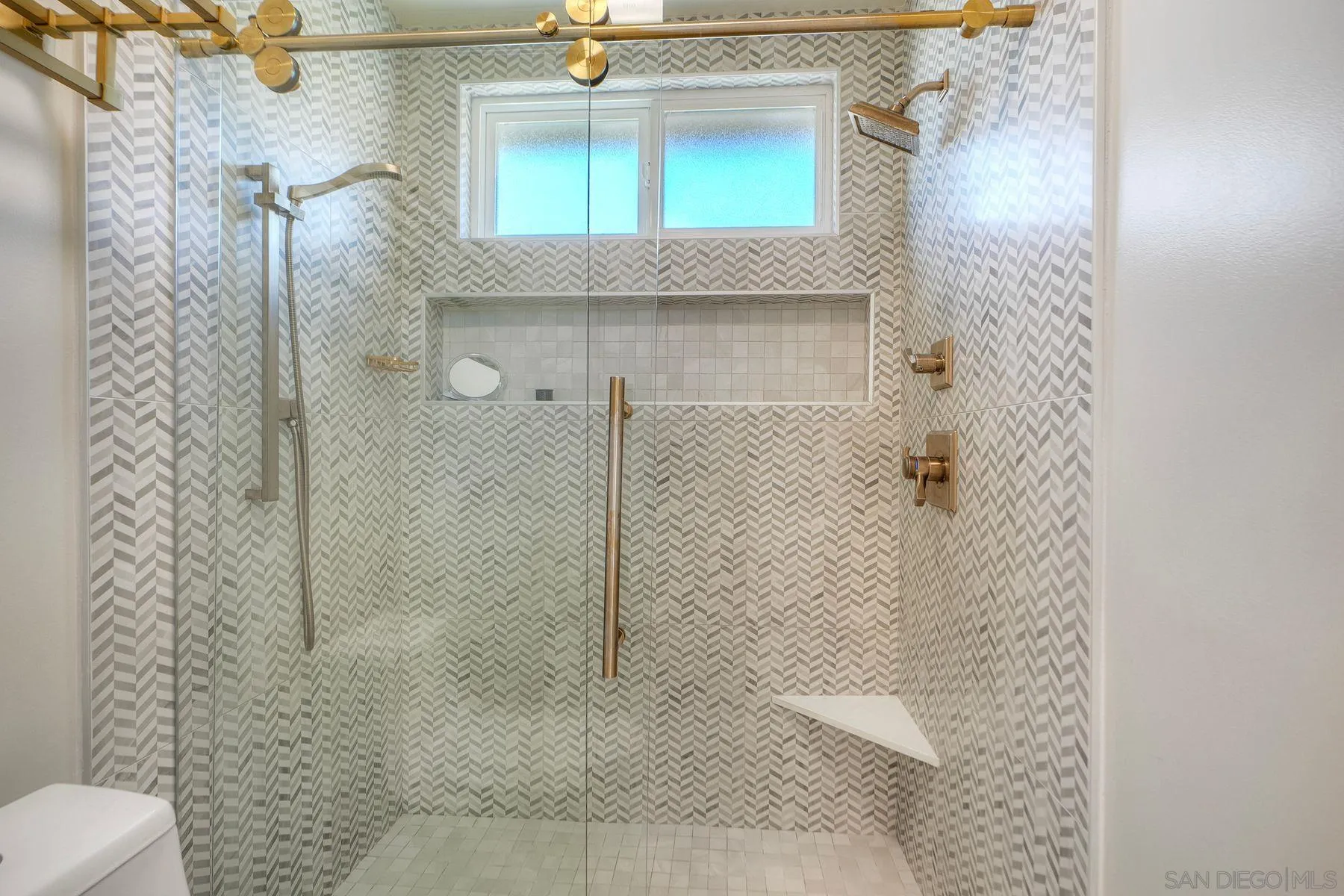 11423 Turtleback Ln San Diego, CA 92127