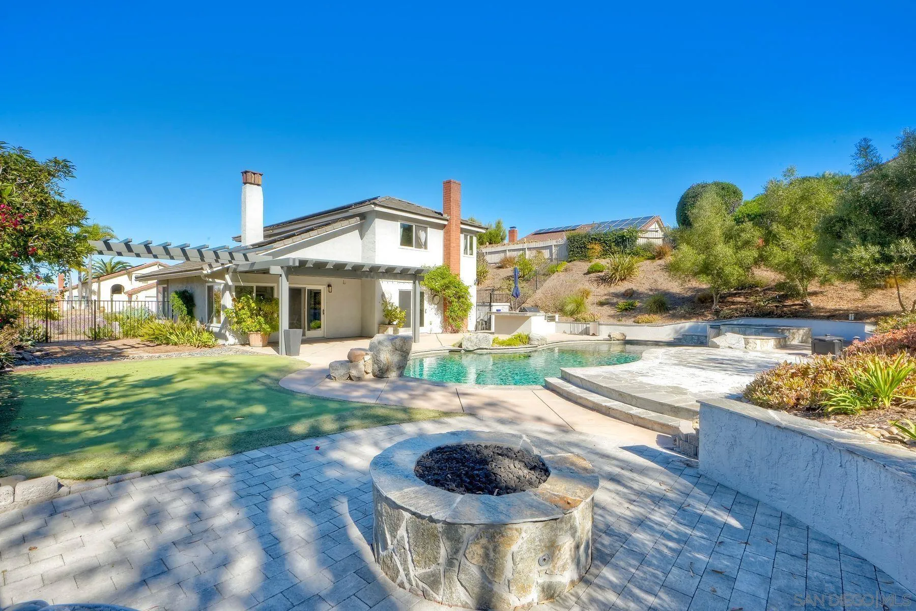 11423 Turtleback Ln San Diego, CA 92127