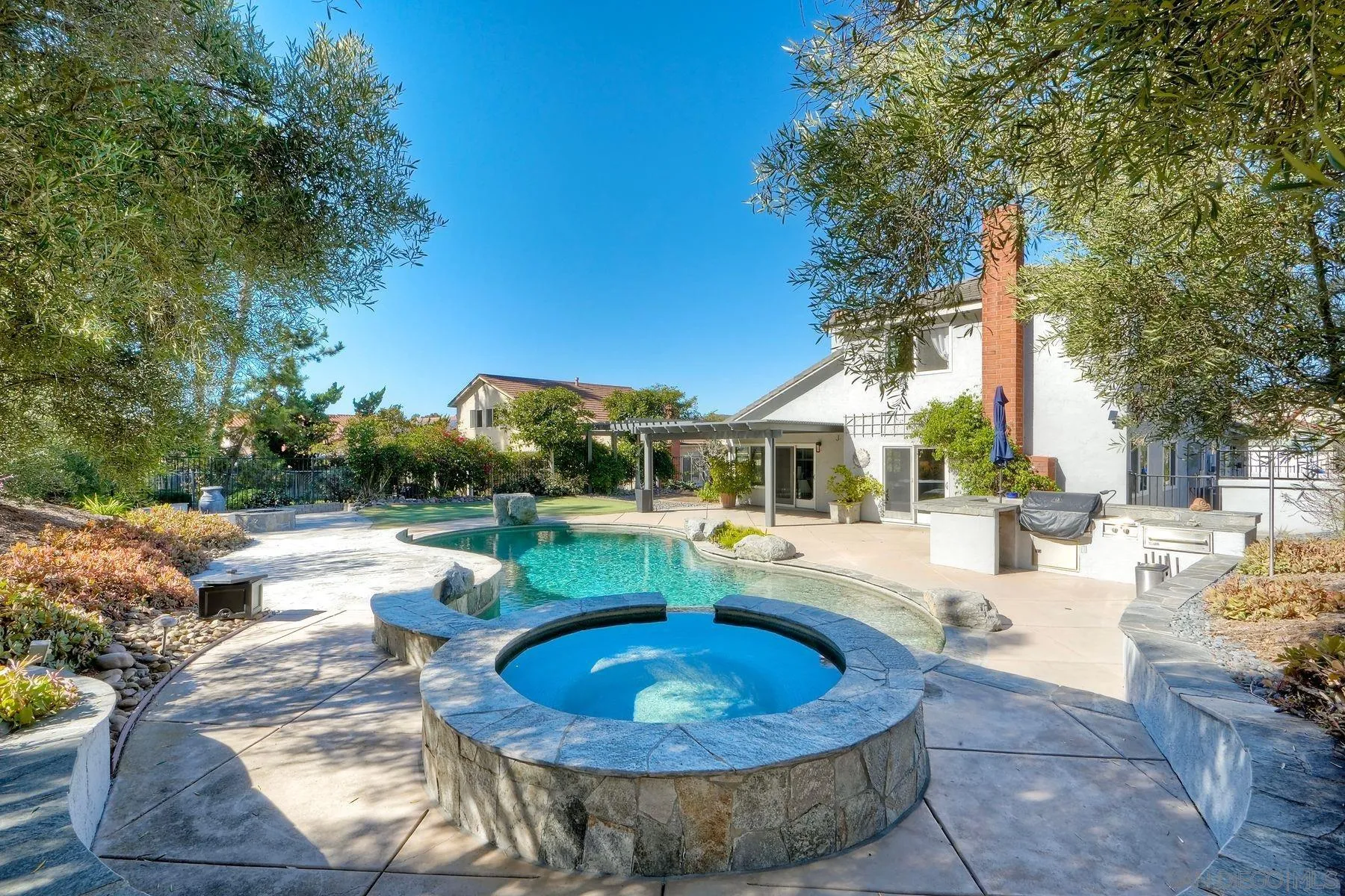 11423 Turtleback Ln San Diego, CA 92127