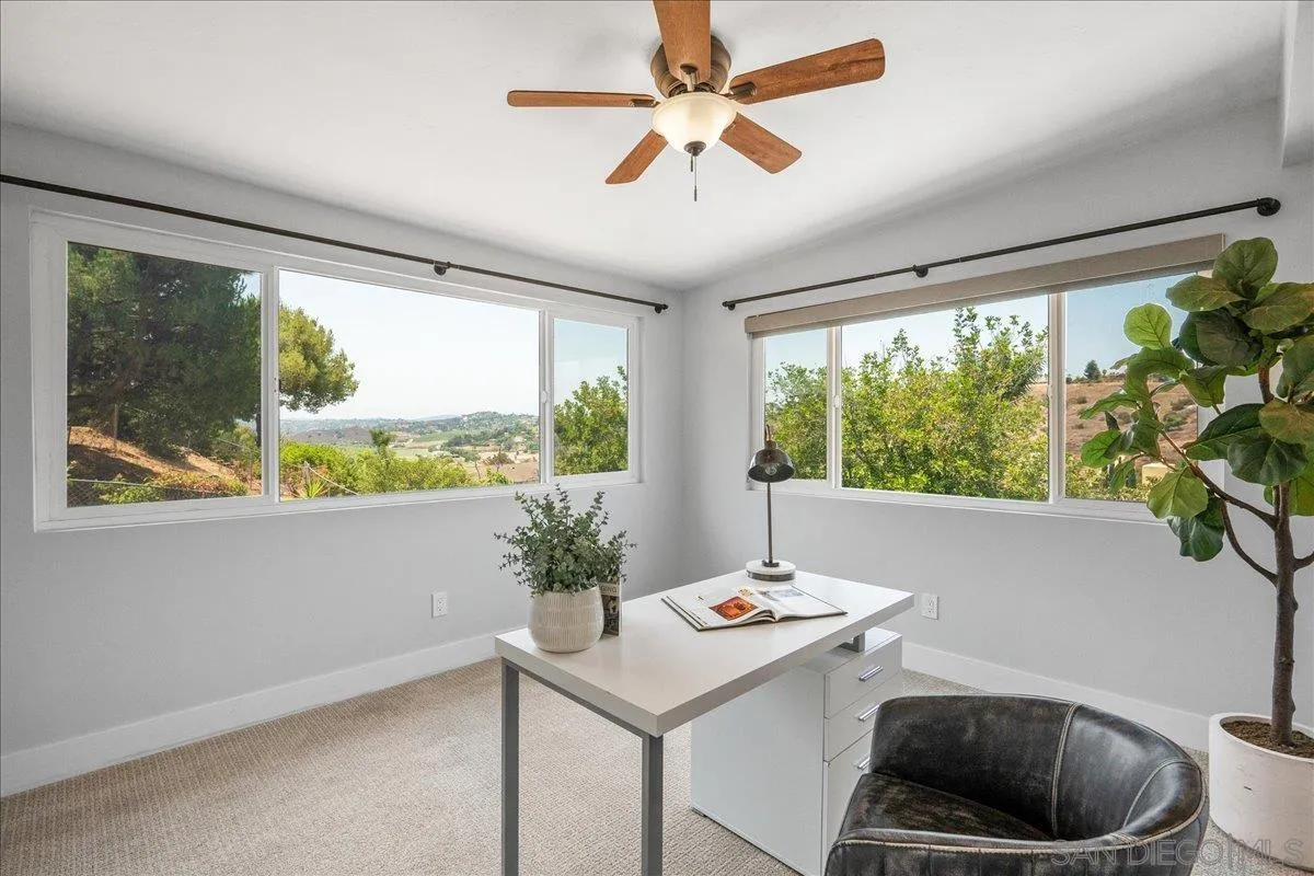 20809 Viento Valle Escondido, CA 92025